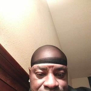 Meet your Posher, Derrick